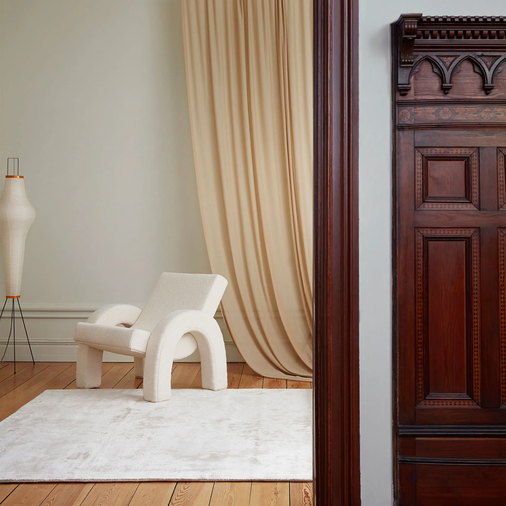 Arco Lounge Chair