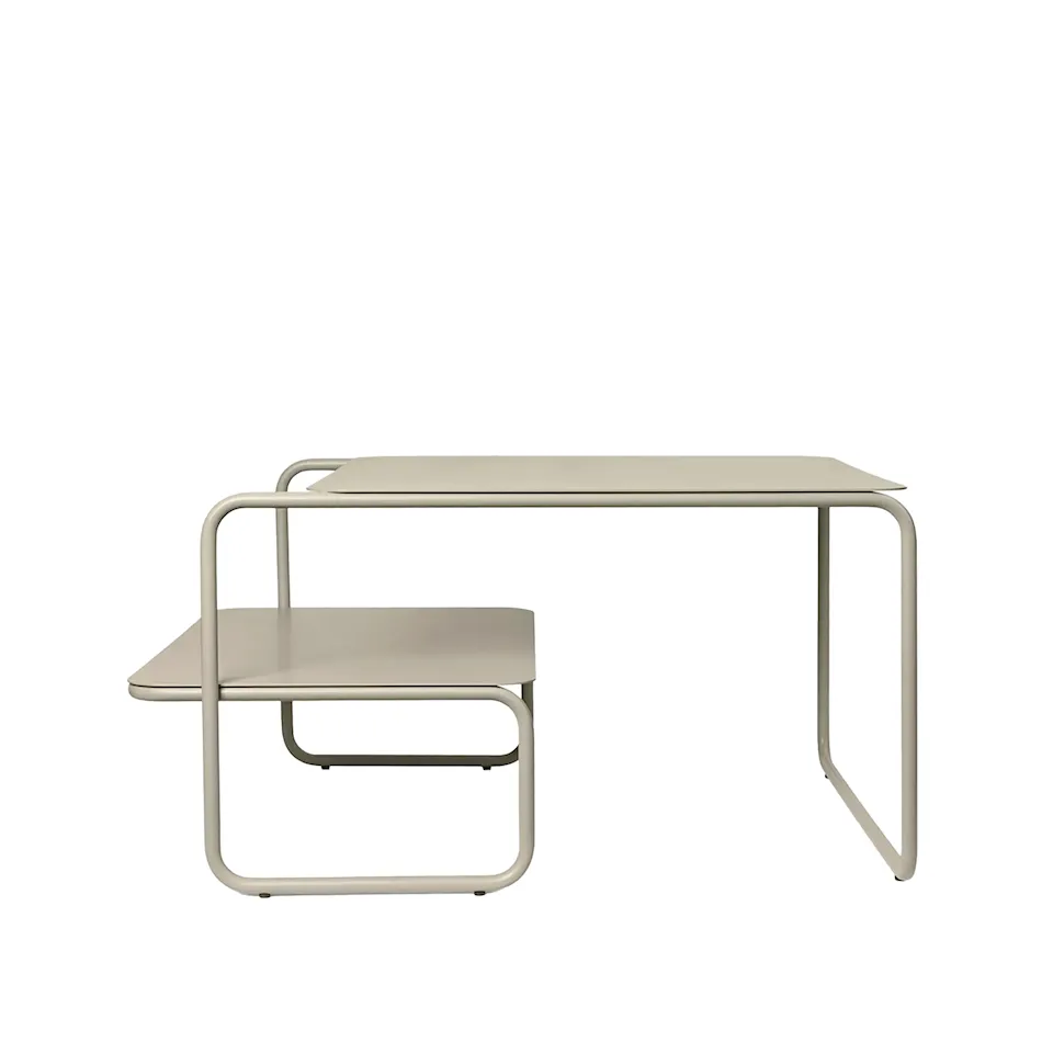 Level soffbord utomhus