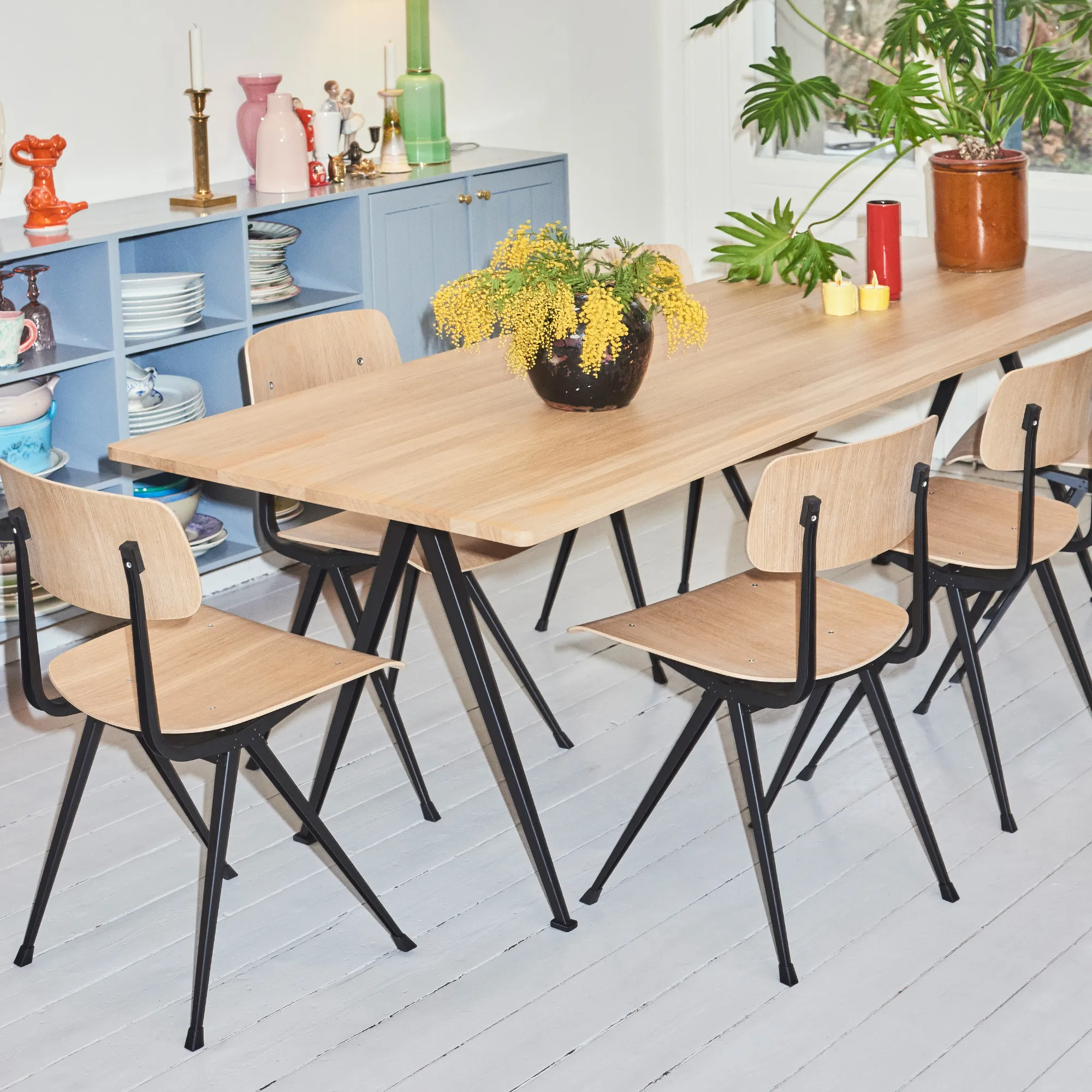 Pyramid bord 02 190 cm Black
