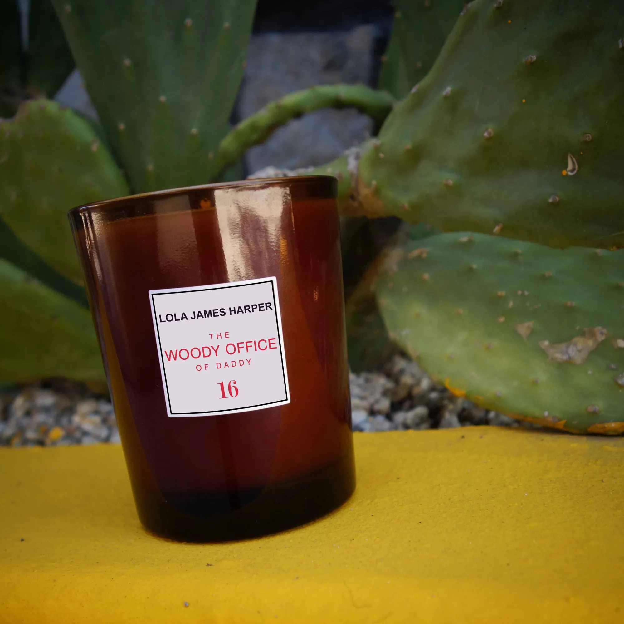 The Woody Office of Daddy Candle