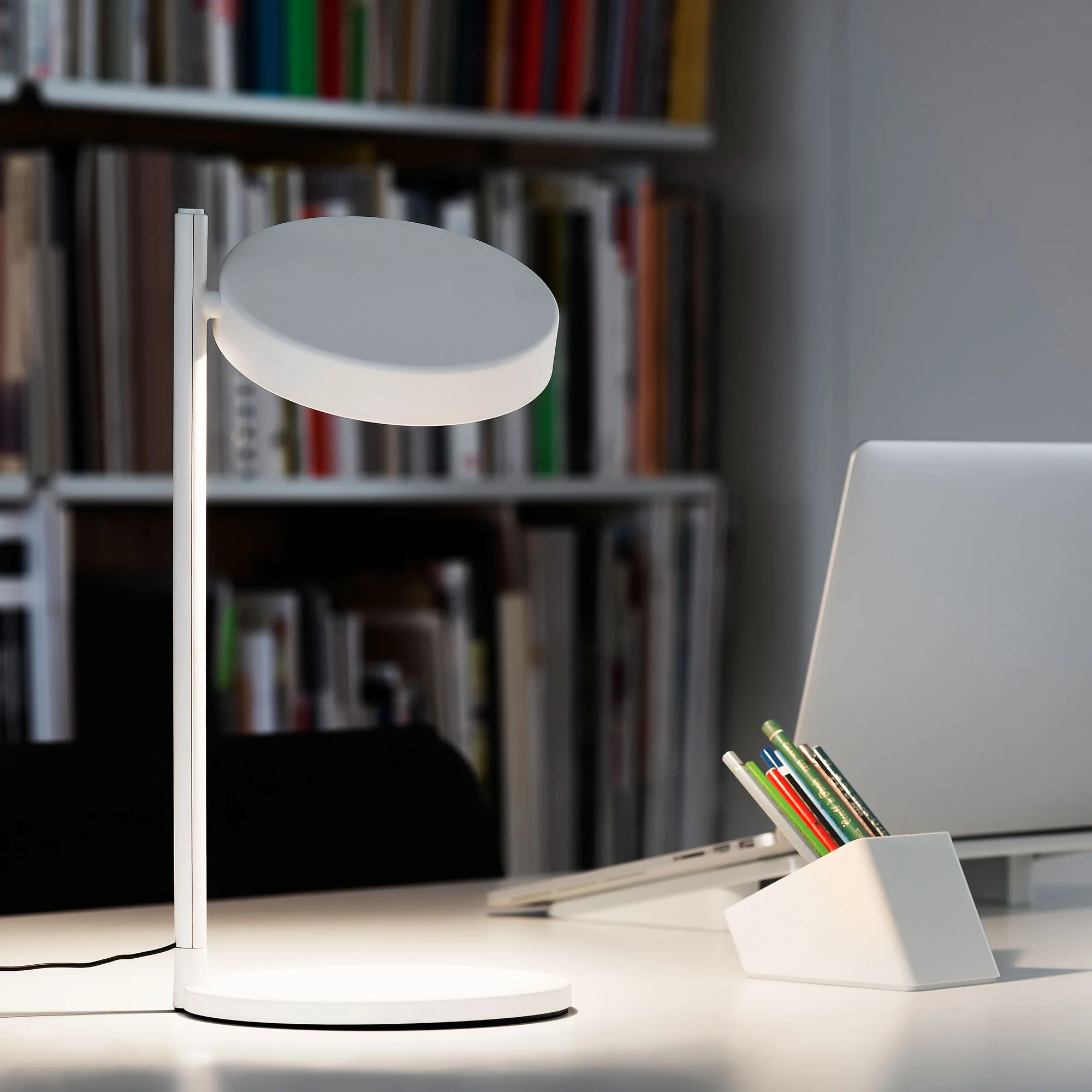 Pastille w182 Lång Arm - Bordslampa