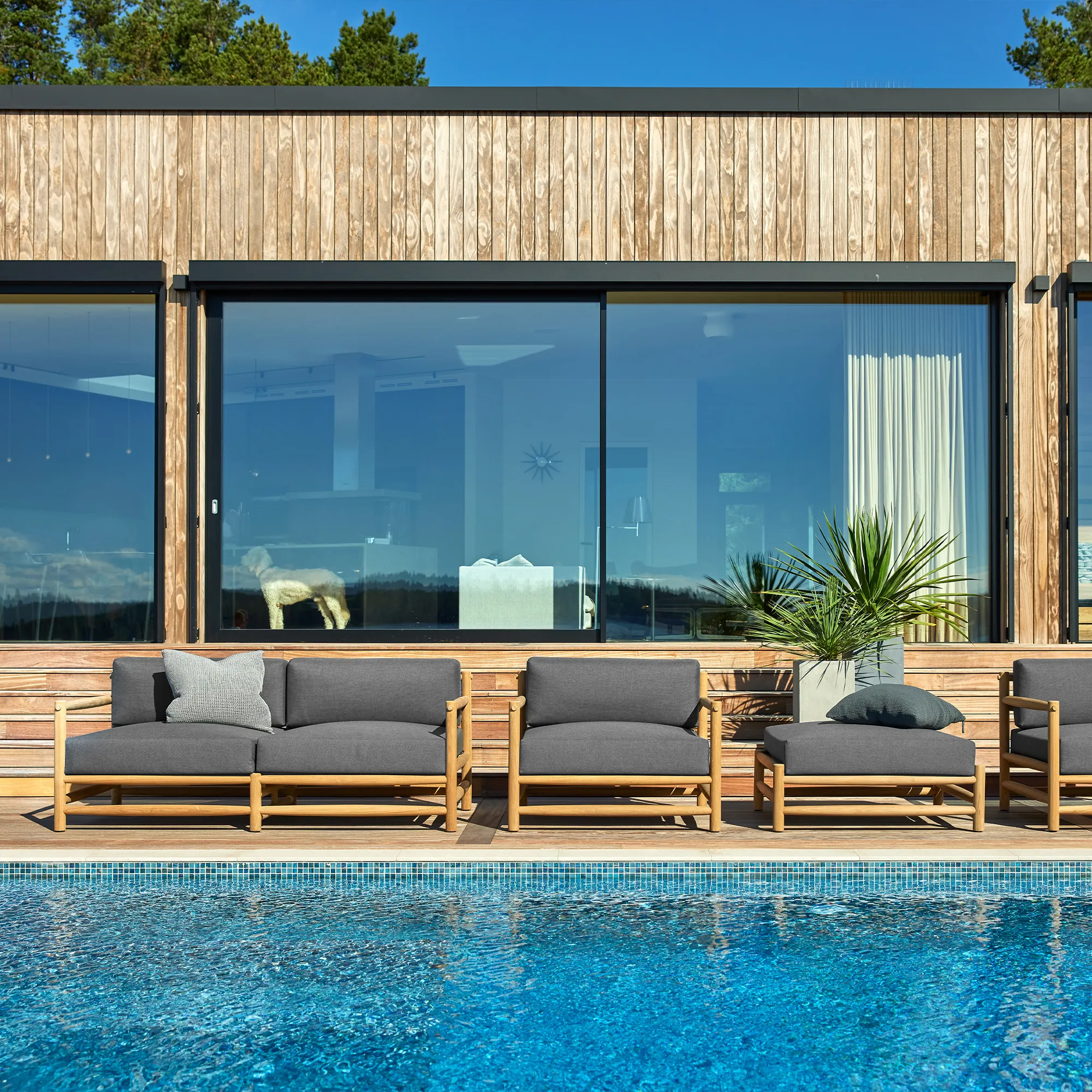 Saltholm Lounge Chair