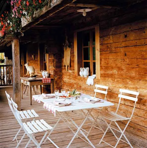 Bistro Outdoor Table 77 cm
