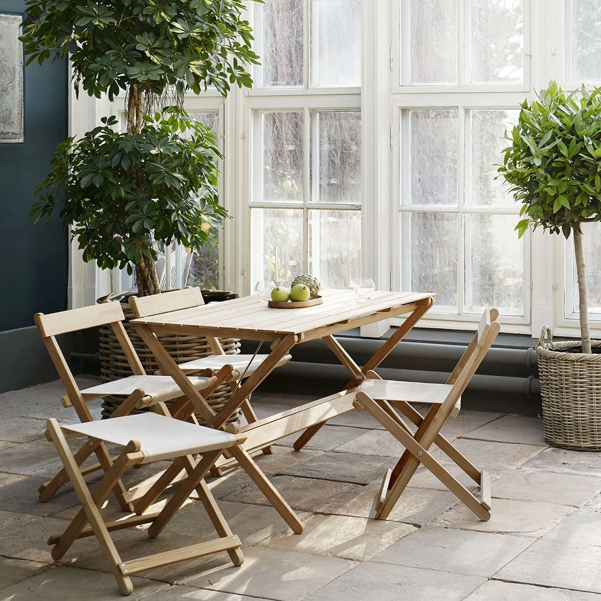 BM4570 matstol utomhus