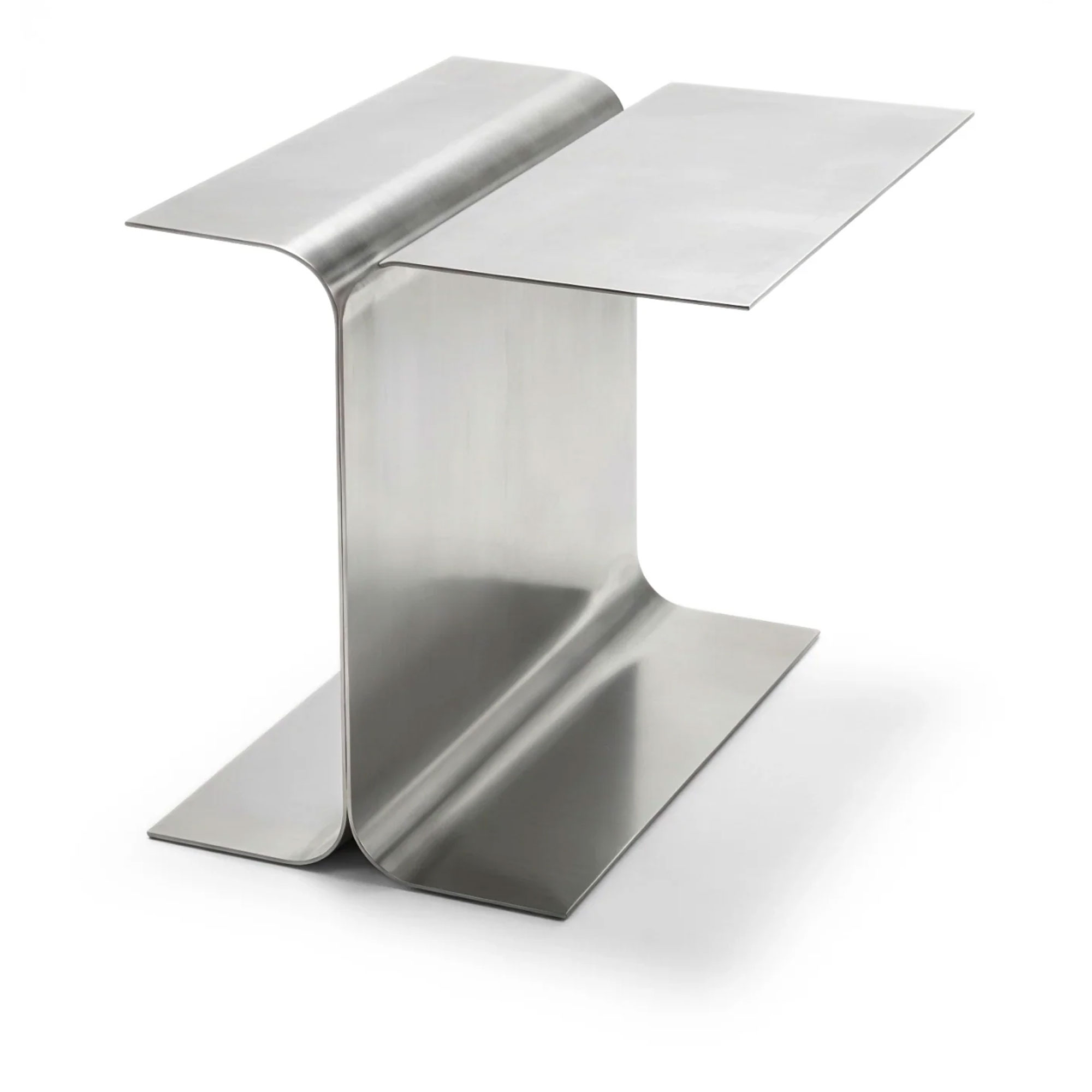 Tinted Objects - Luce Aluminium sidobord - Sidobord - Silver - Metall