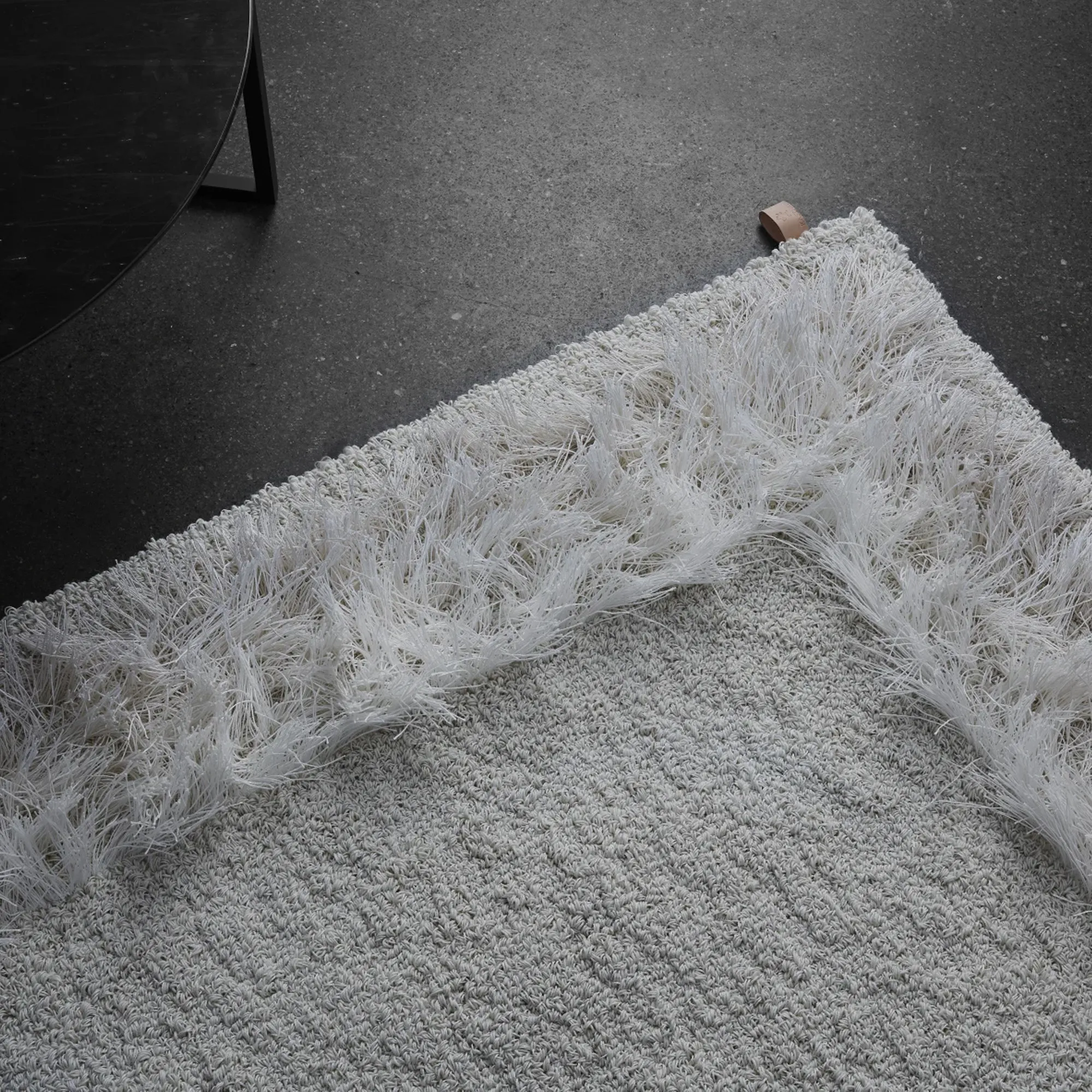 Feather Swan 801