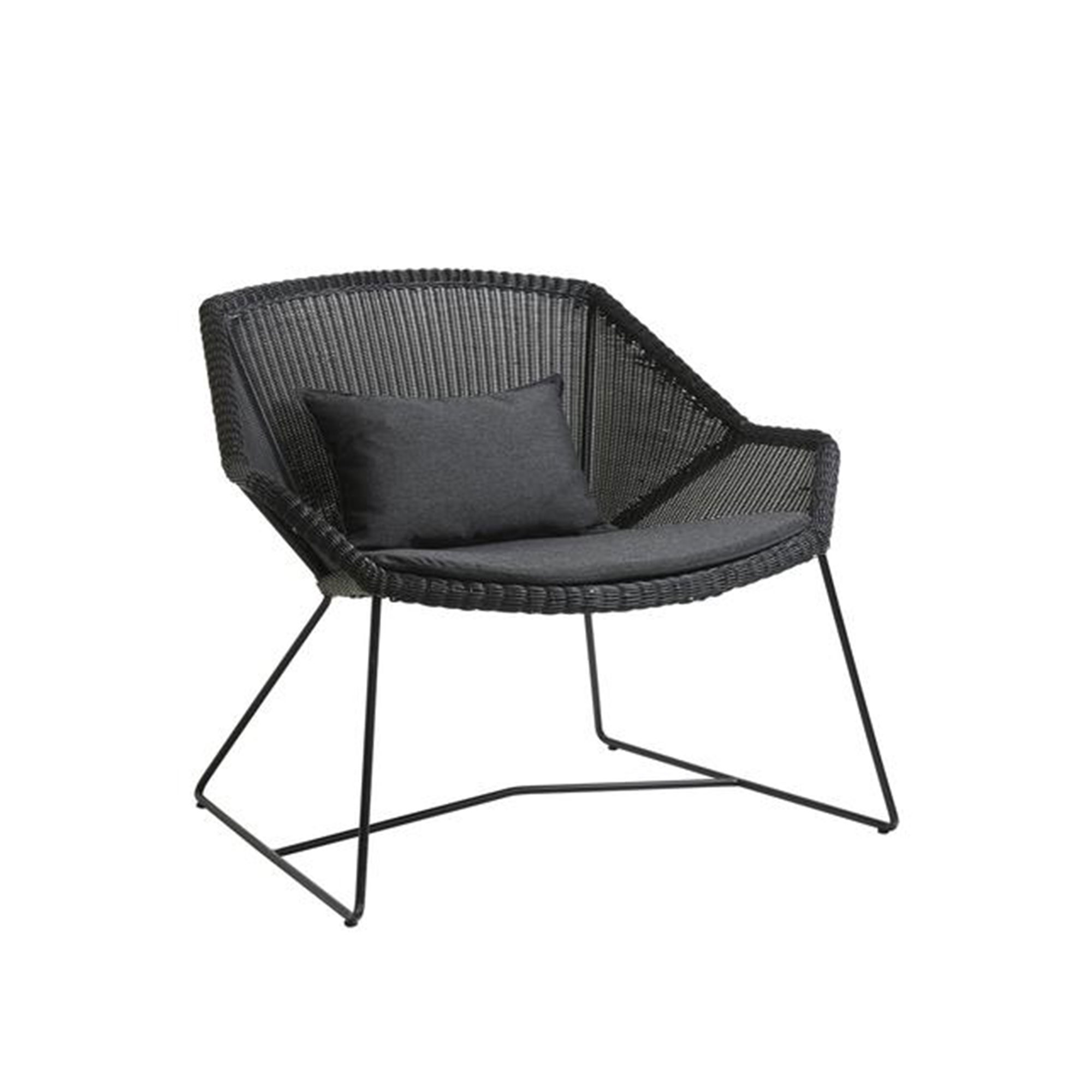 Cane-Line - Breeze Chair Incl. Black Cushion, Black, Cane-Line Fiber - Loungestolar - Strand+Hvass - Svart - Metall