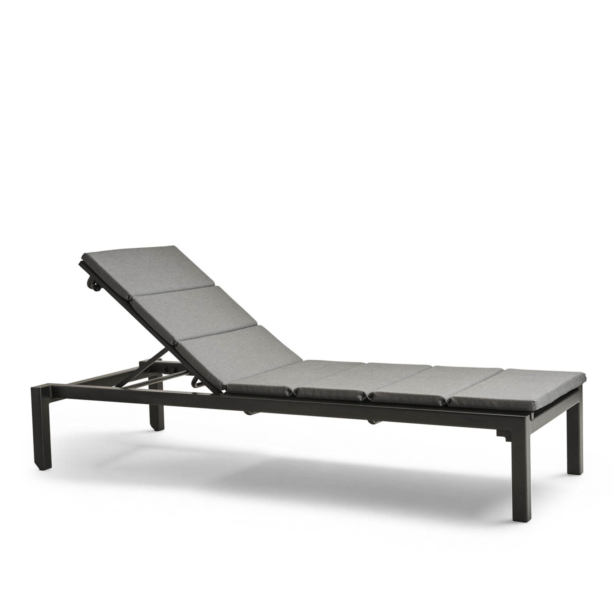 Cane-Line - Relax Dark Grey med dyna Dark Grey - Sols&auml;ngar - Cane-line Design Team - Metall