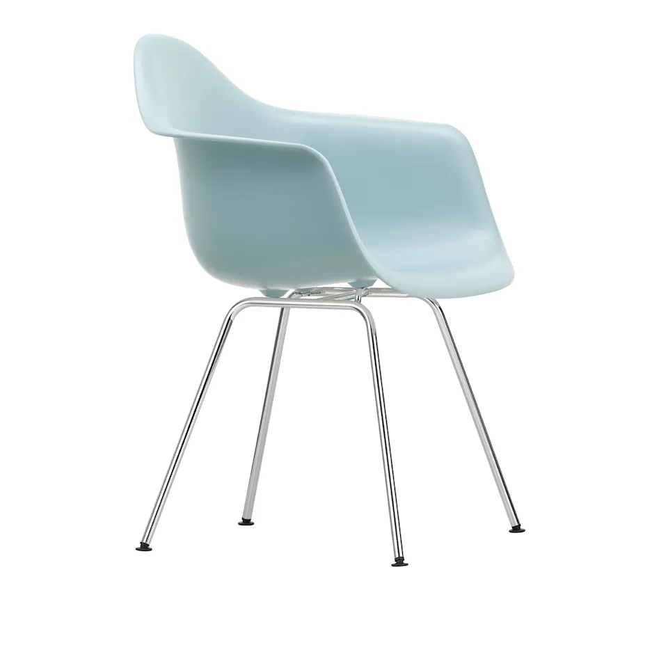Eames RE Plastic Armchair DAX matstol Chrome