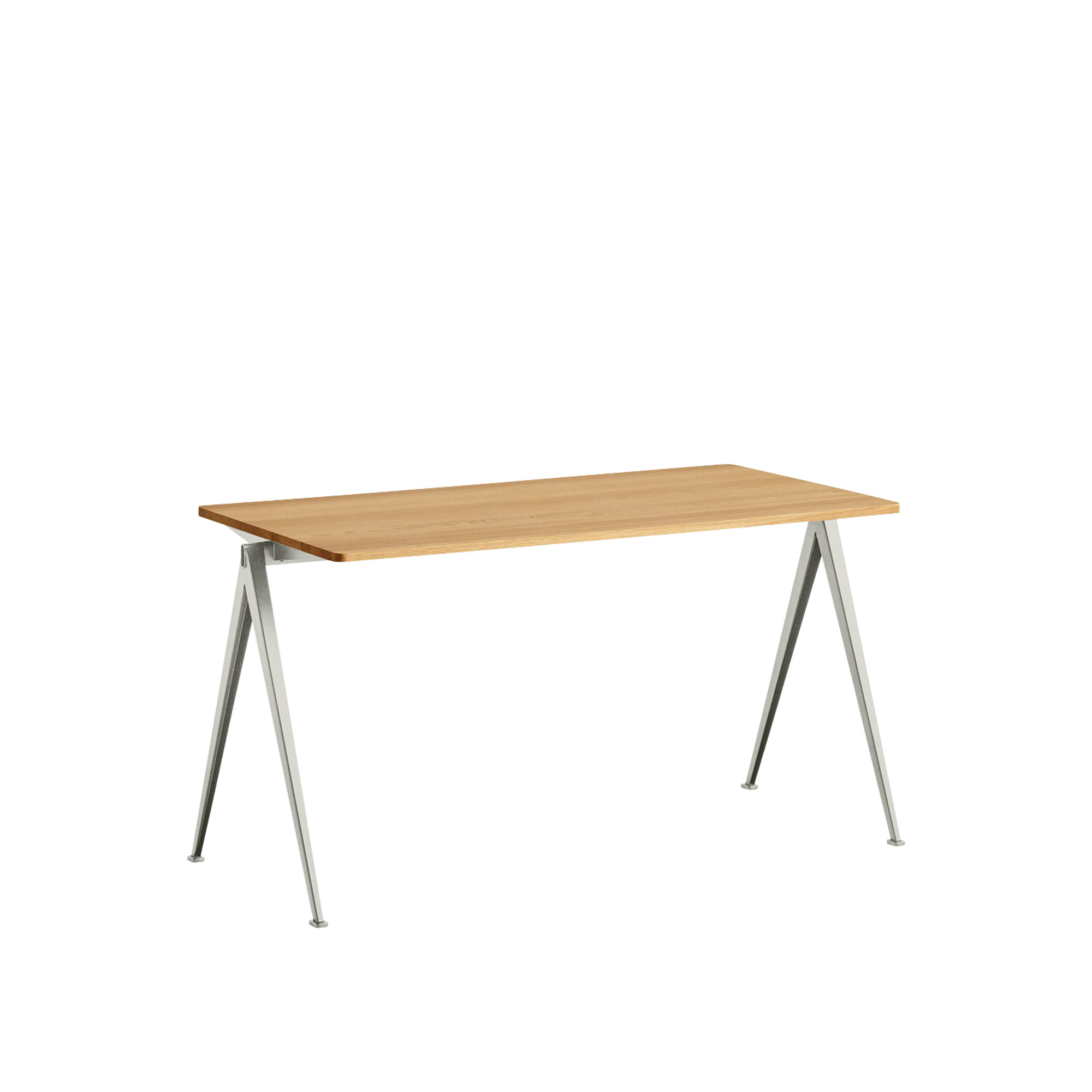 HAY - Pyramid Table 01 - Beige Base - Oiled Oak - 140x65 cm - Skrivbord - Friso Kramer,Wim Rietveld
