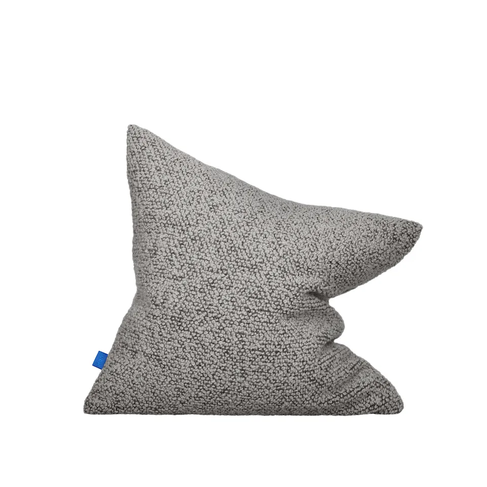Chunky Bouclé Cushion Medium