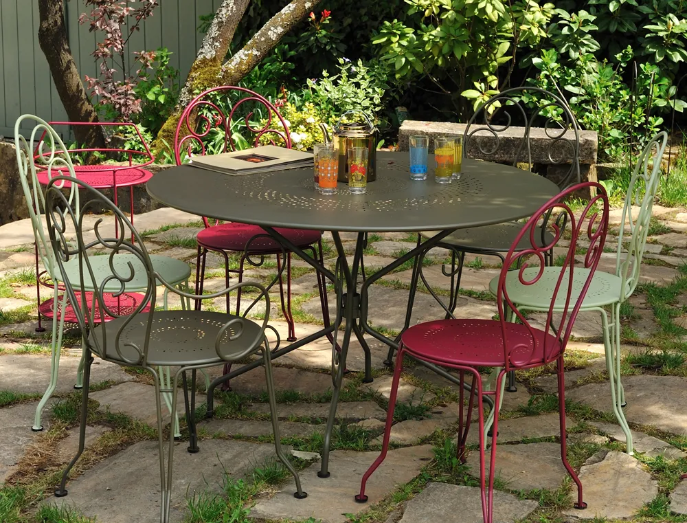 Romane Table - Runt