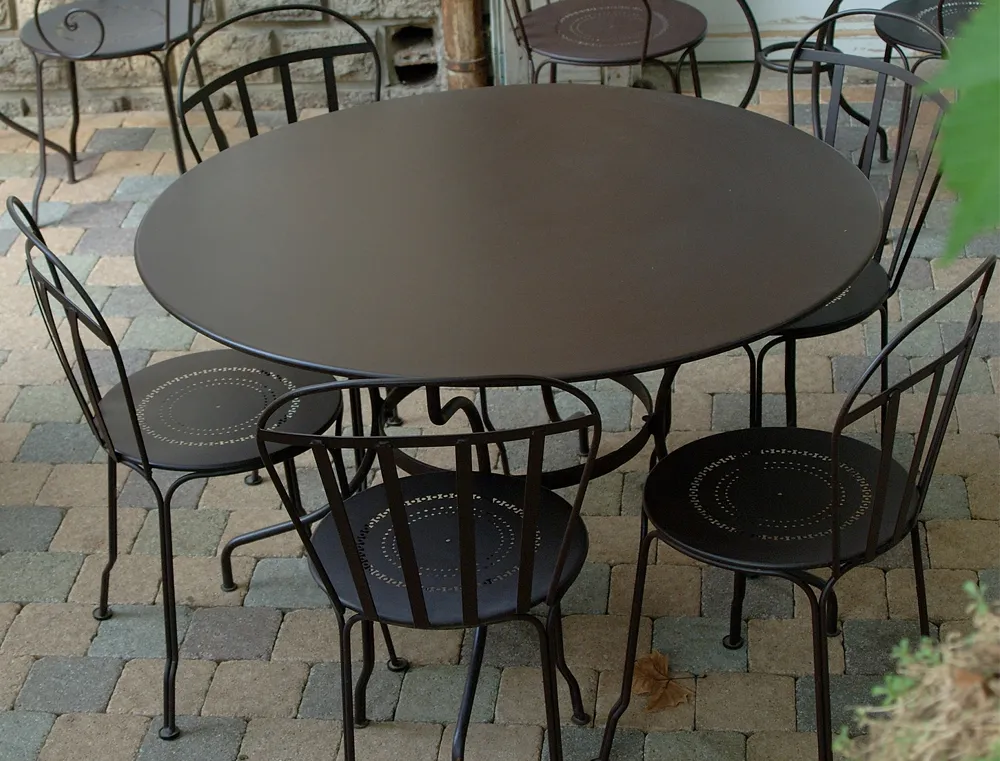 Romane Table - Runt