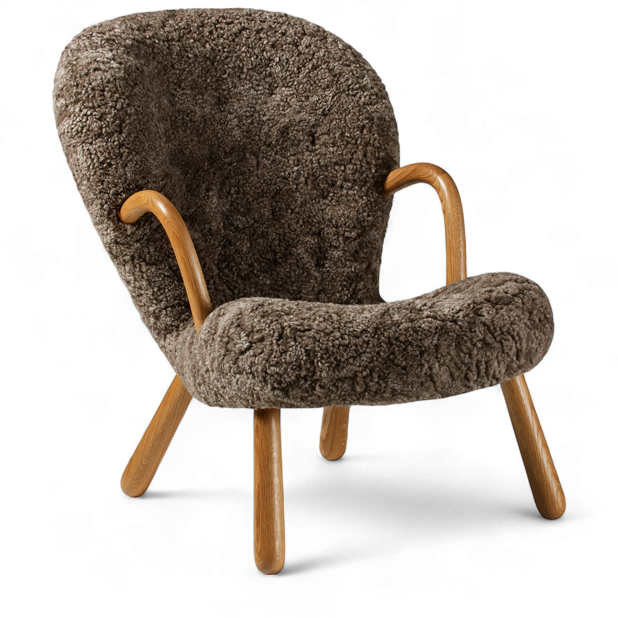Dagmar - Clam Chair Sheepskin Sahara Oiled Oak - F&aring;t&ouml;ljer - Arnold Madsen - Tr&auml;f&auml;rgad - Tr&auml;/Textilmaterial