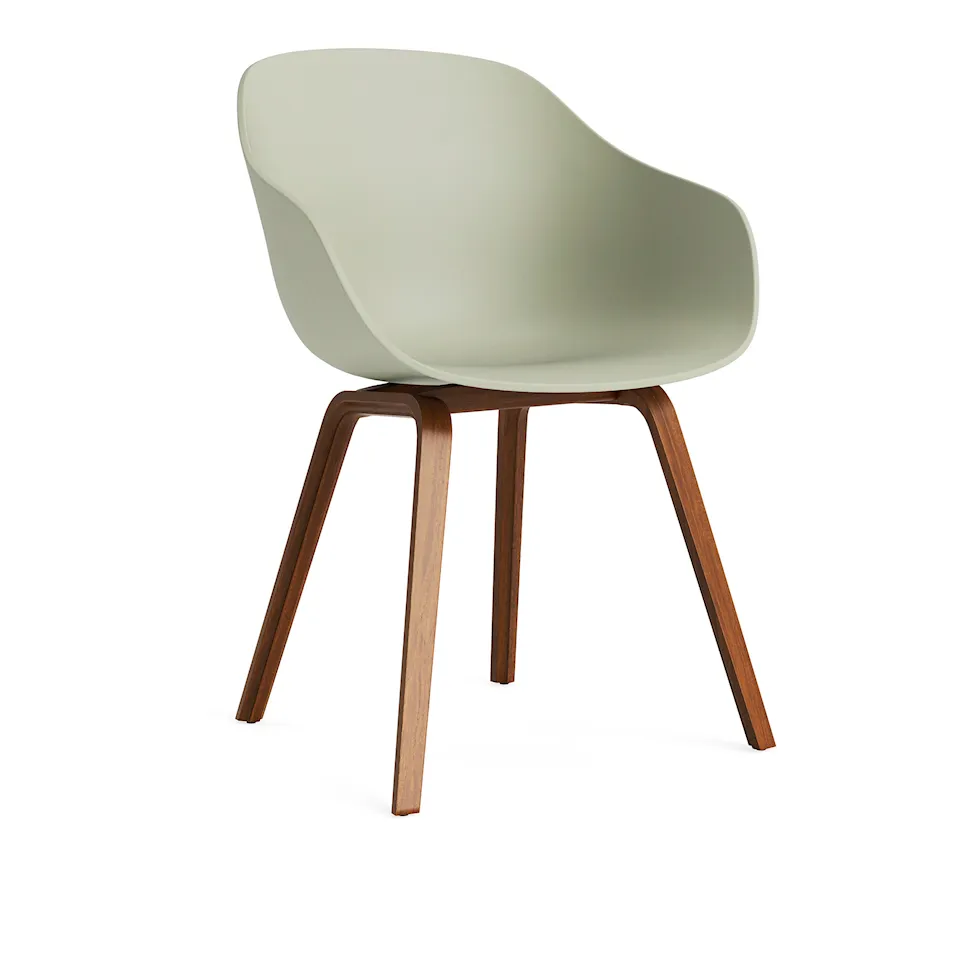 About A Chair AAC222 karmstol Walnut