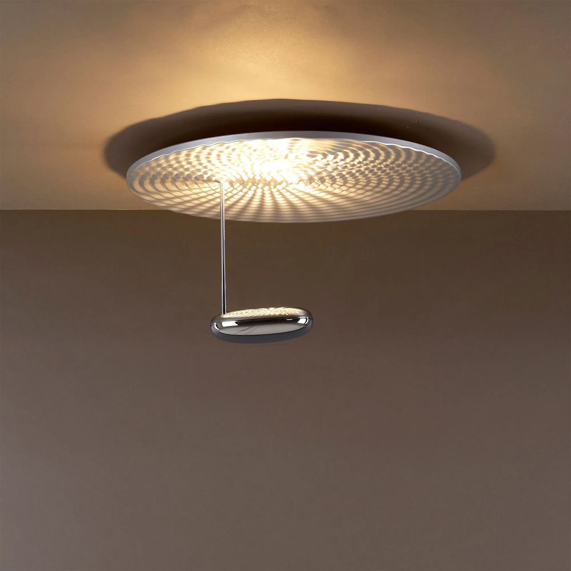 Droplet Mini vegg-/taklampe