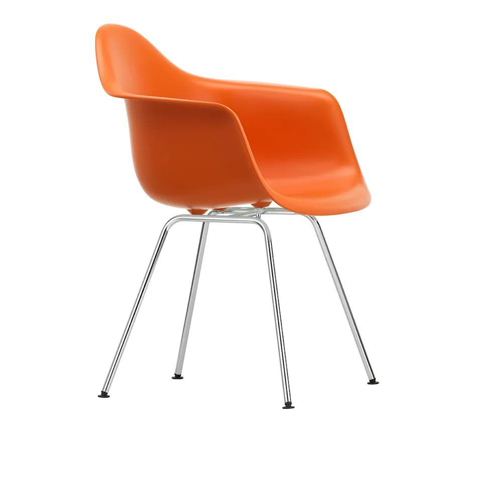 Eames RE Plastic Armchair DAX matstol Chrome