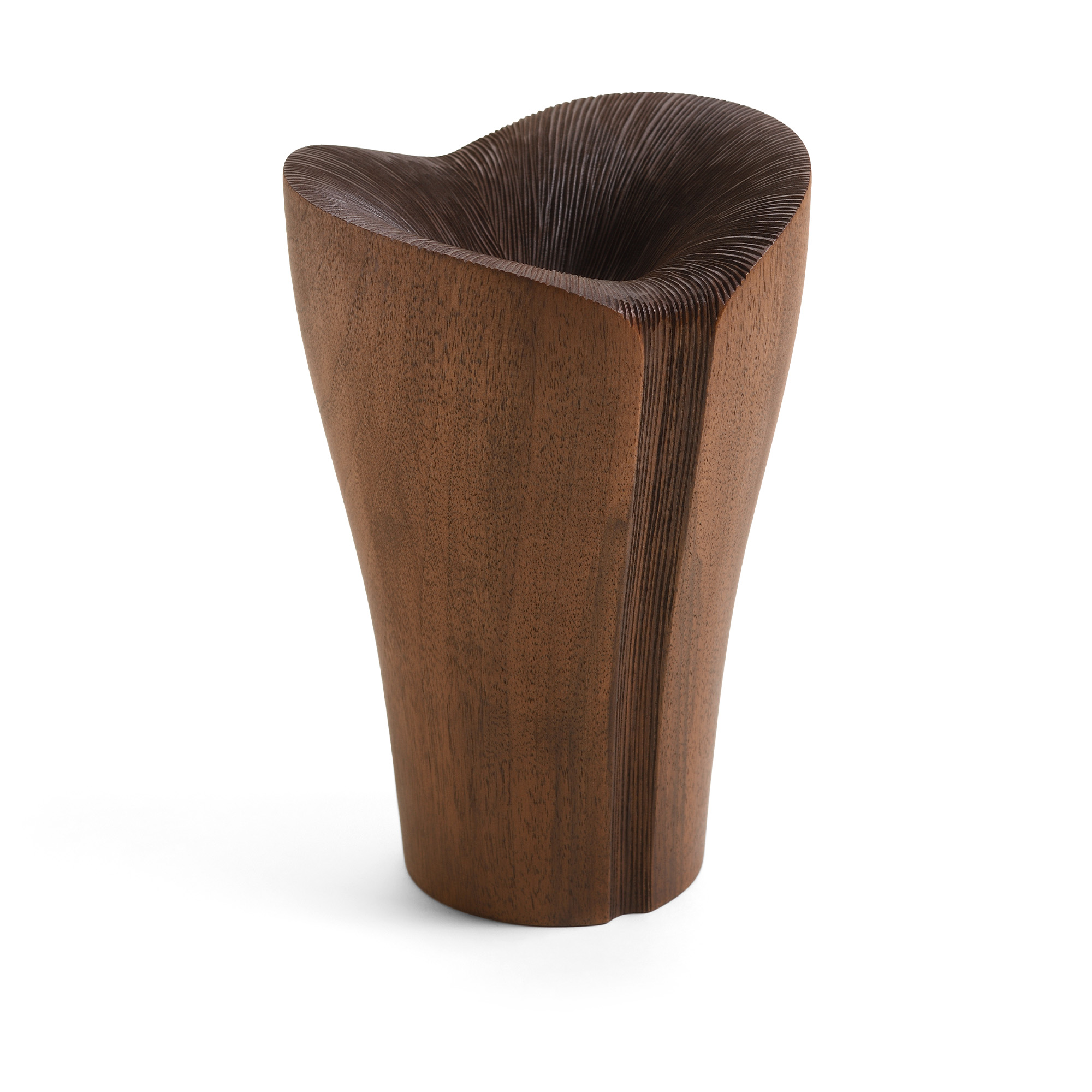 Zanat - Kala Bowl Tall Walnut Oil Carved In The Middle 17 x 17 x 25 cm - Prydnadsföremål - Monica Förster - Träfärgad | Inredning - Inredningsdetaljer - Prydnadsföremål | Möbelexperten