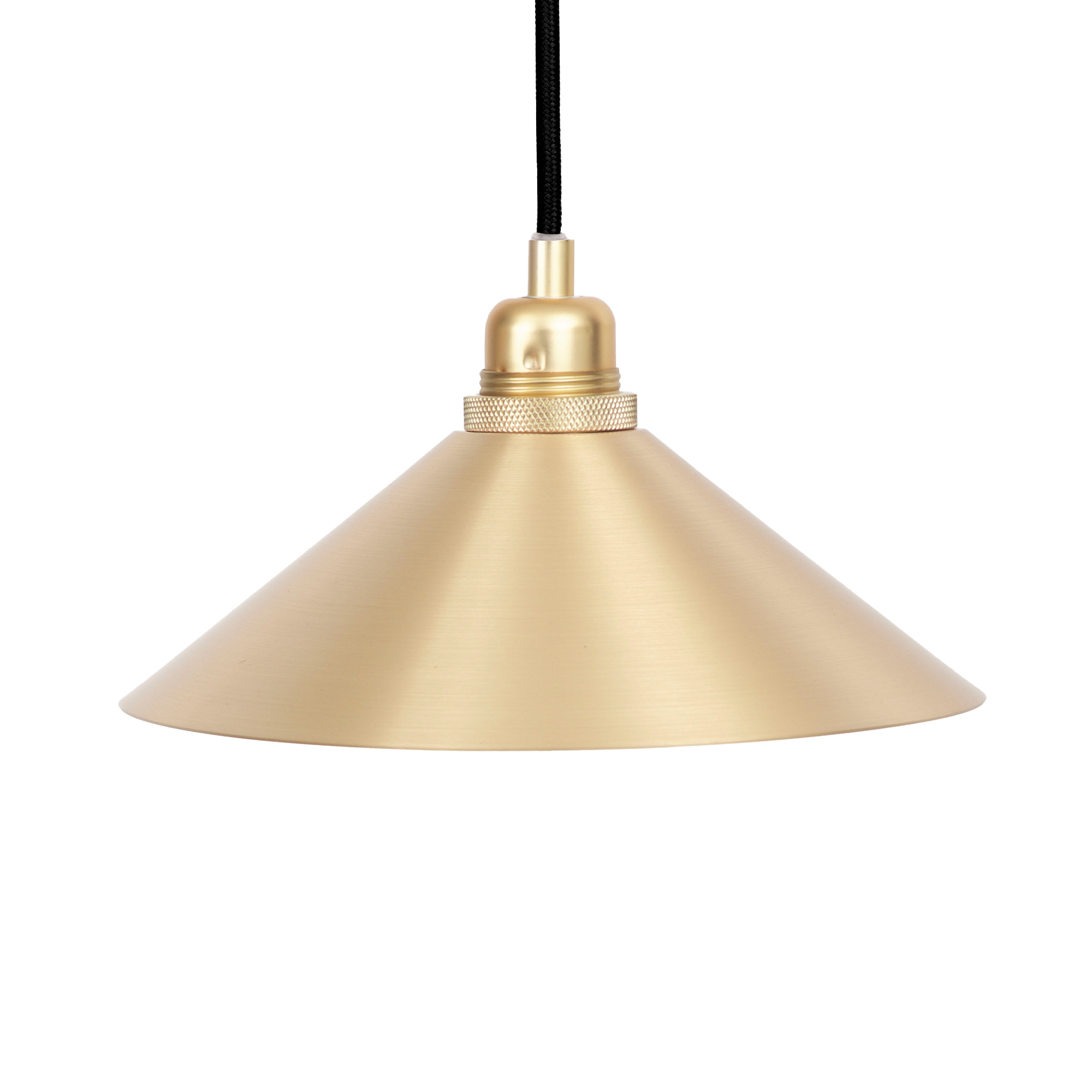 Frama - Cone Shade – Brass – Small - Pendellampor - Guld - Metall | Belysning - Taklampor - Pendellampor | Möbelexperten