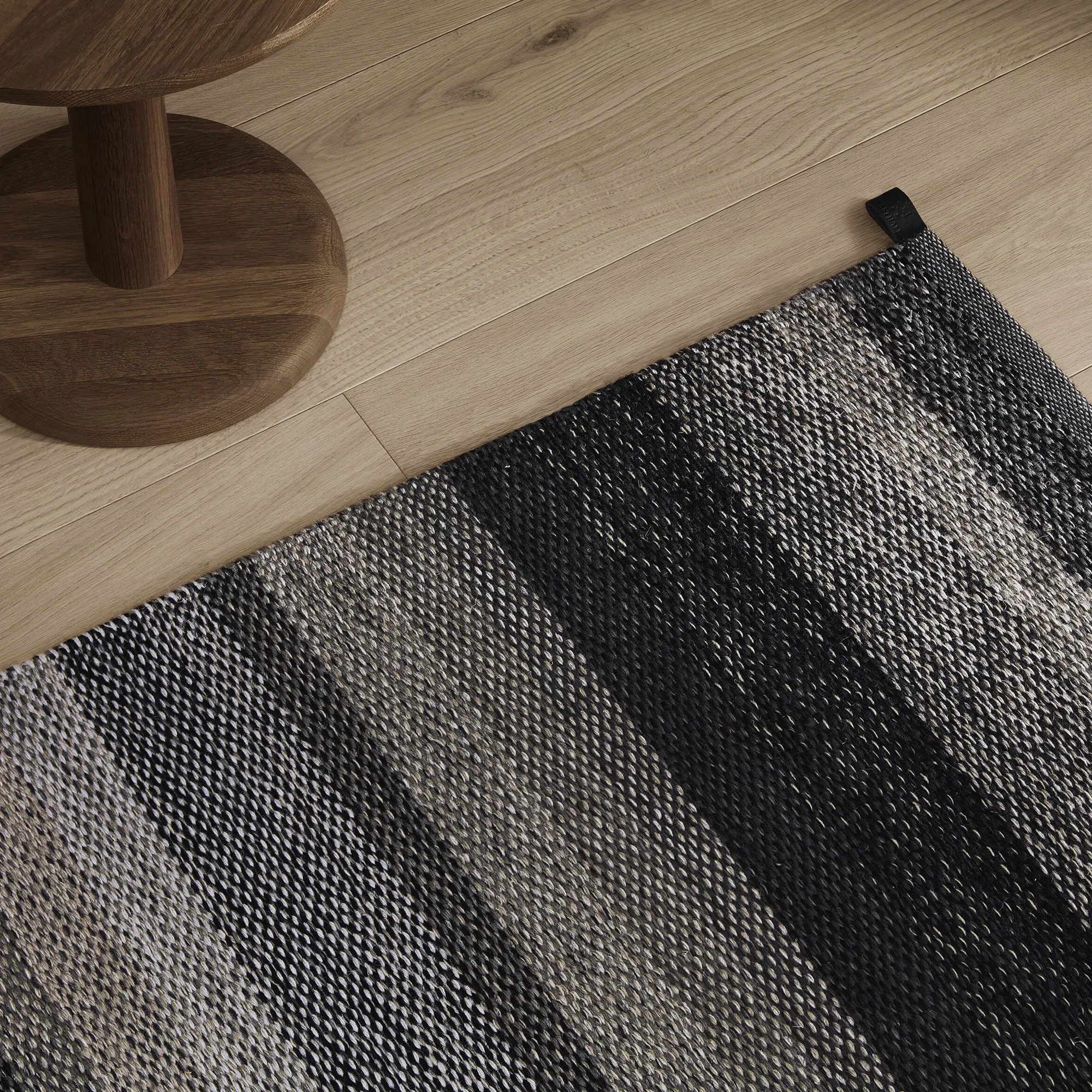 Harvest Black Gray
