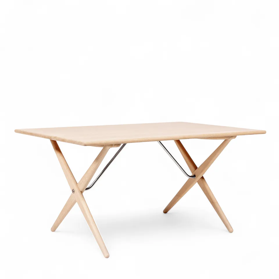 PP84 Cross Legged Coffe Table soffbord