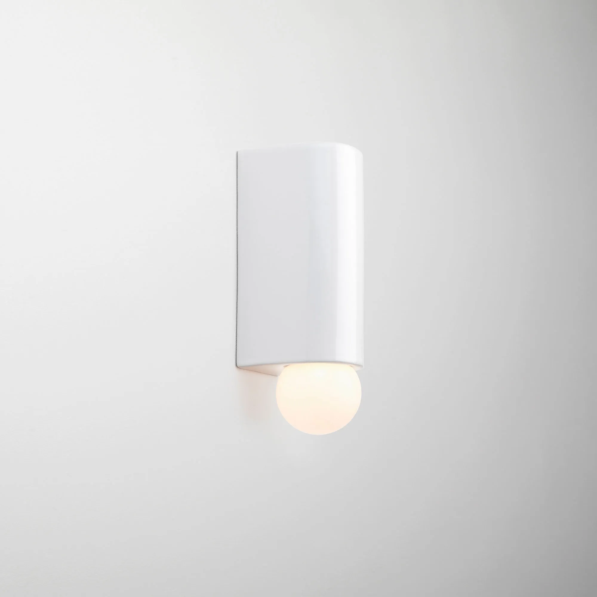 White Porcelain Series D3