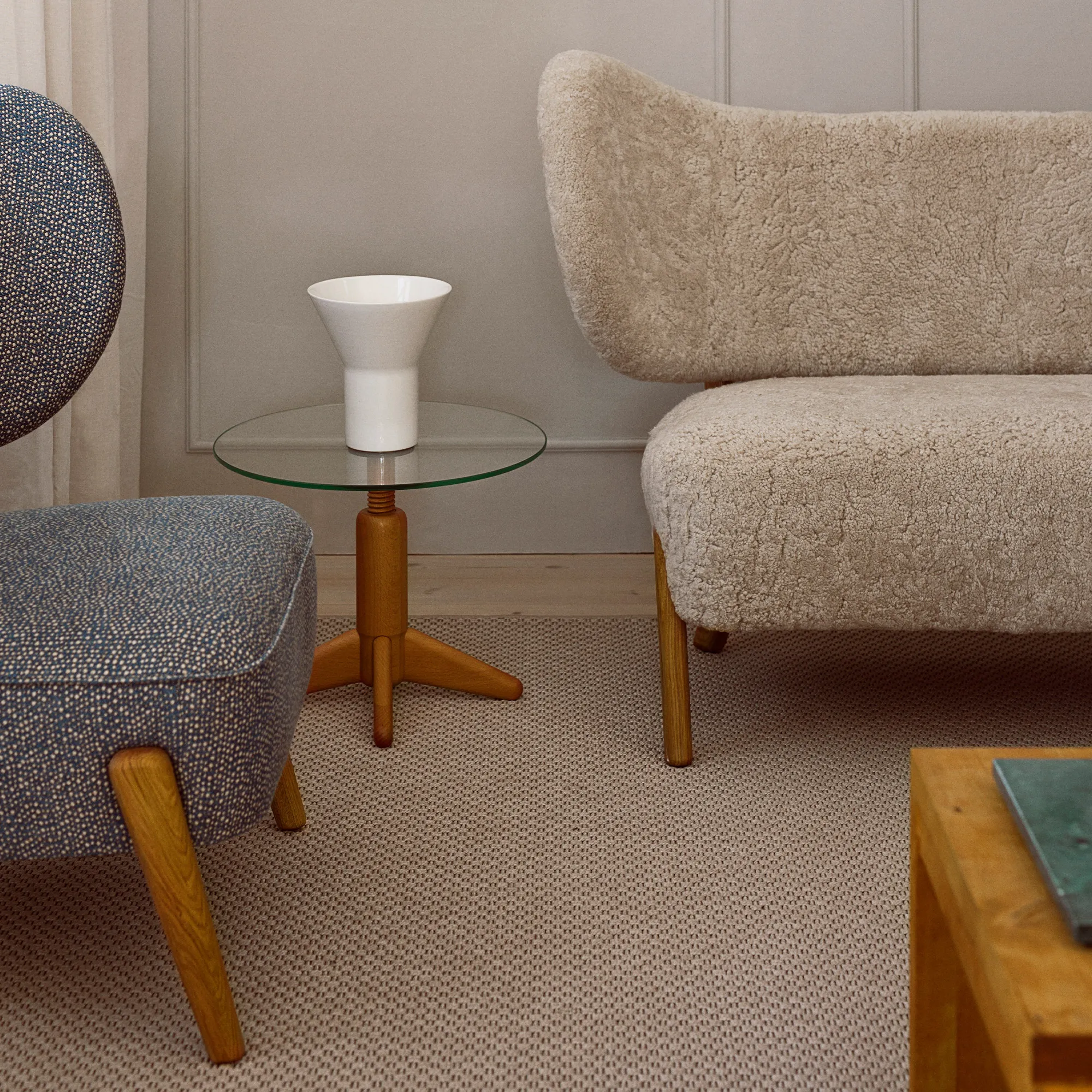 TMBO Lounge Chair
