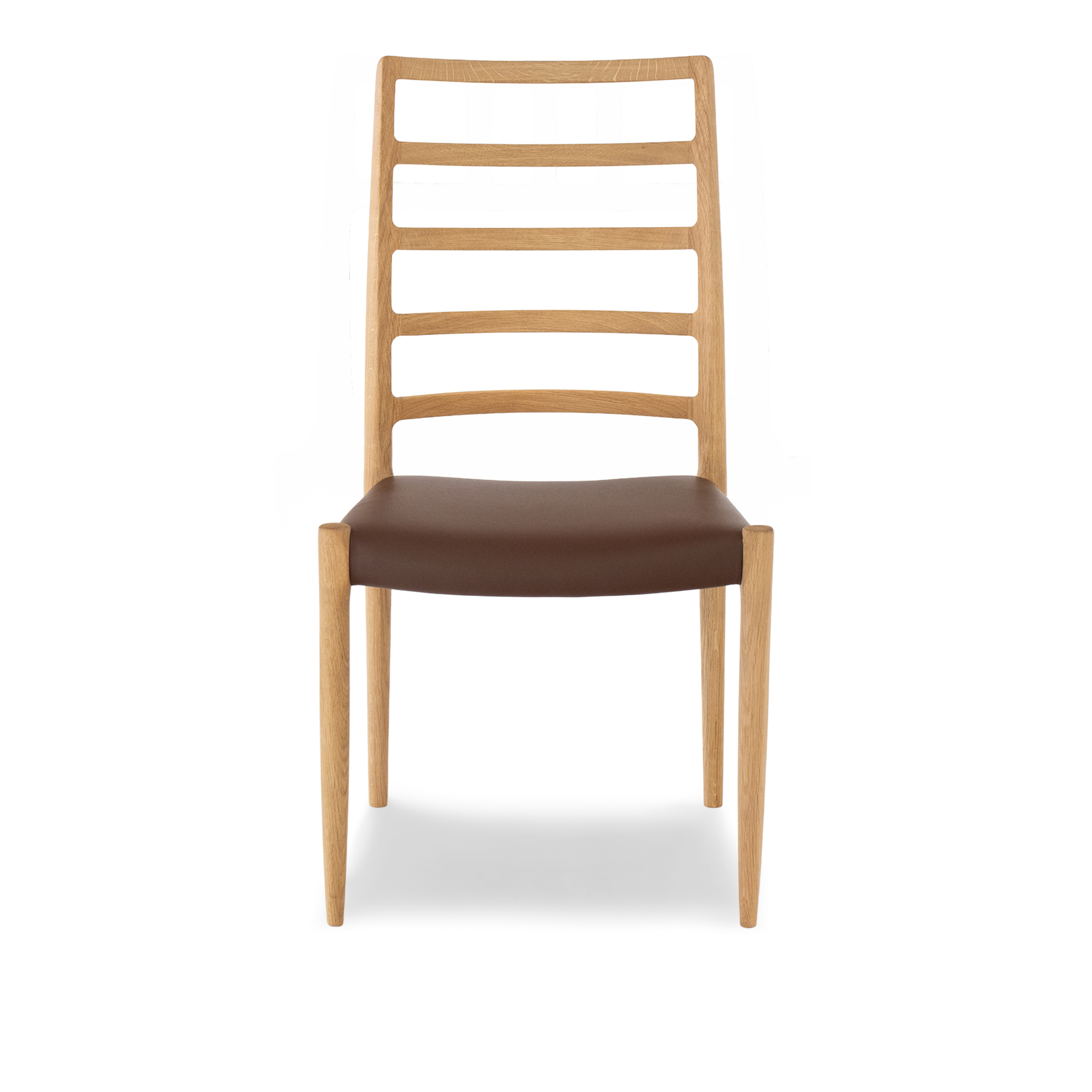 J.L. Møller - Model 82 Oak, Oil, Leather – Roma 916 - Matstolar - Niels Otto Møller - Träfärgad - Läder/Trä | Möbler - Stolar Och Pallar - Matstolar | Möbelexperten