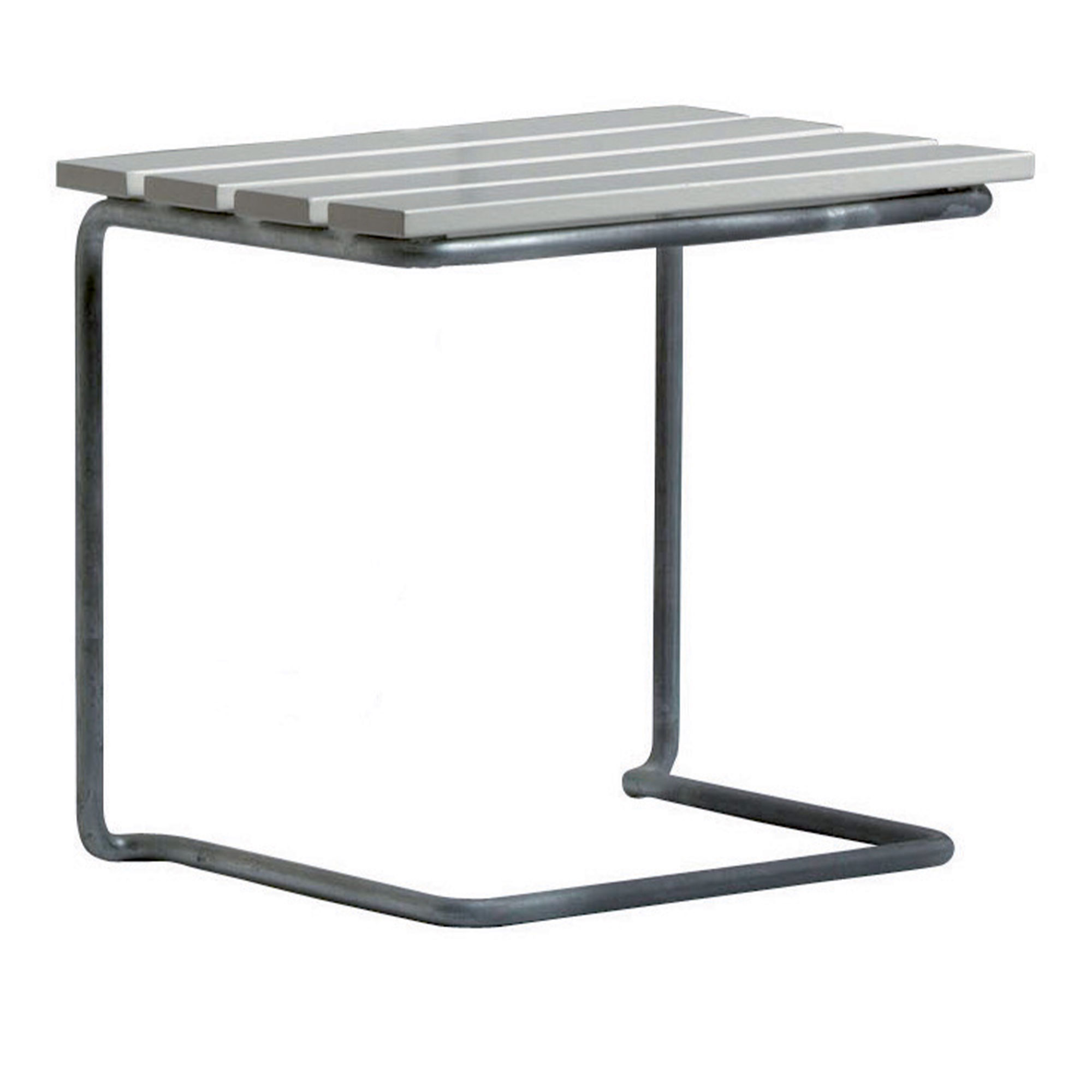 Grythyttan Stålmöbler - A3 Pall - Vitlackad Ek / Varmförzinkat Stativ - Utomhuspallar och puffar - Jan-Olof Ågren,Maria Håård - Vit | Utemöbler - Utestolar - Utomhuspallar Och Puffar | Möbelexperten