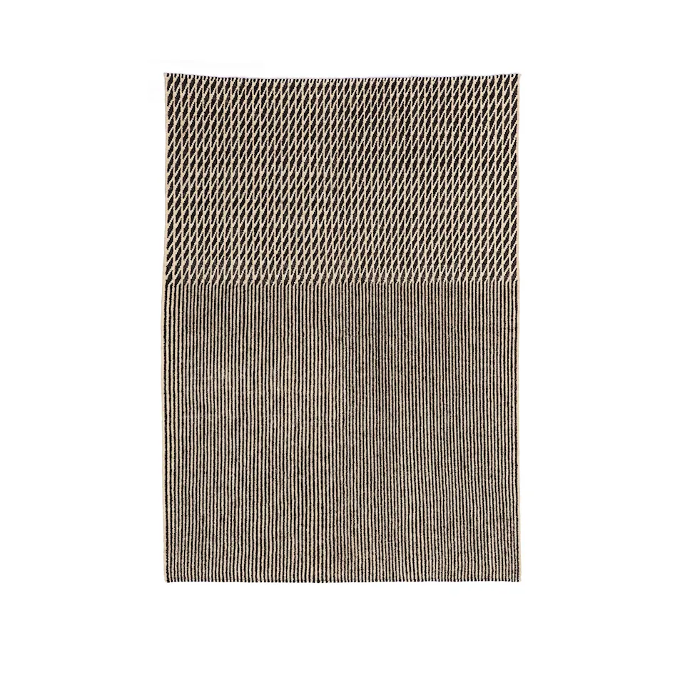 Blur Black Rug