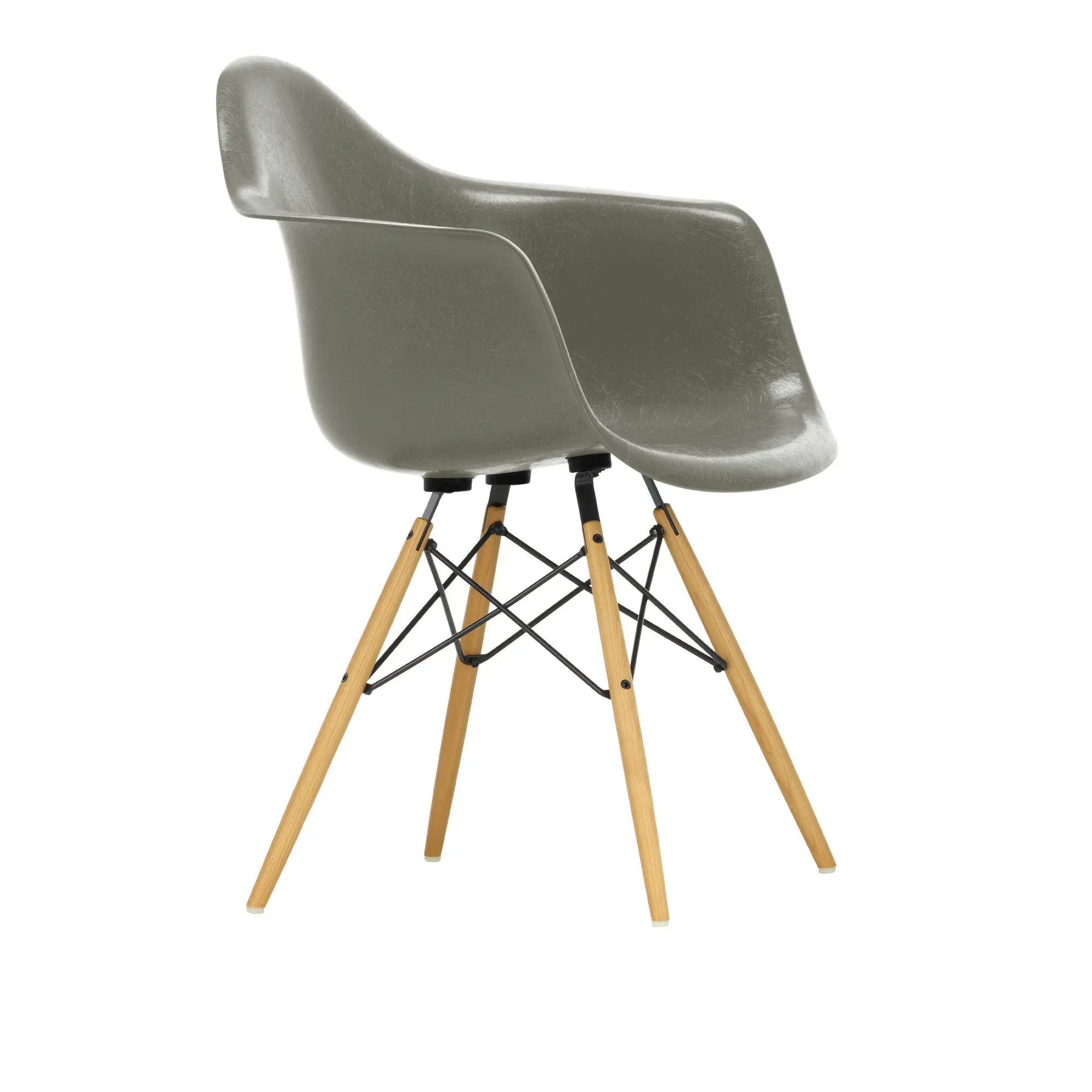 Eames Fiberglass Armchair DAW karmstol Ash Honey Tone