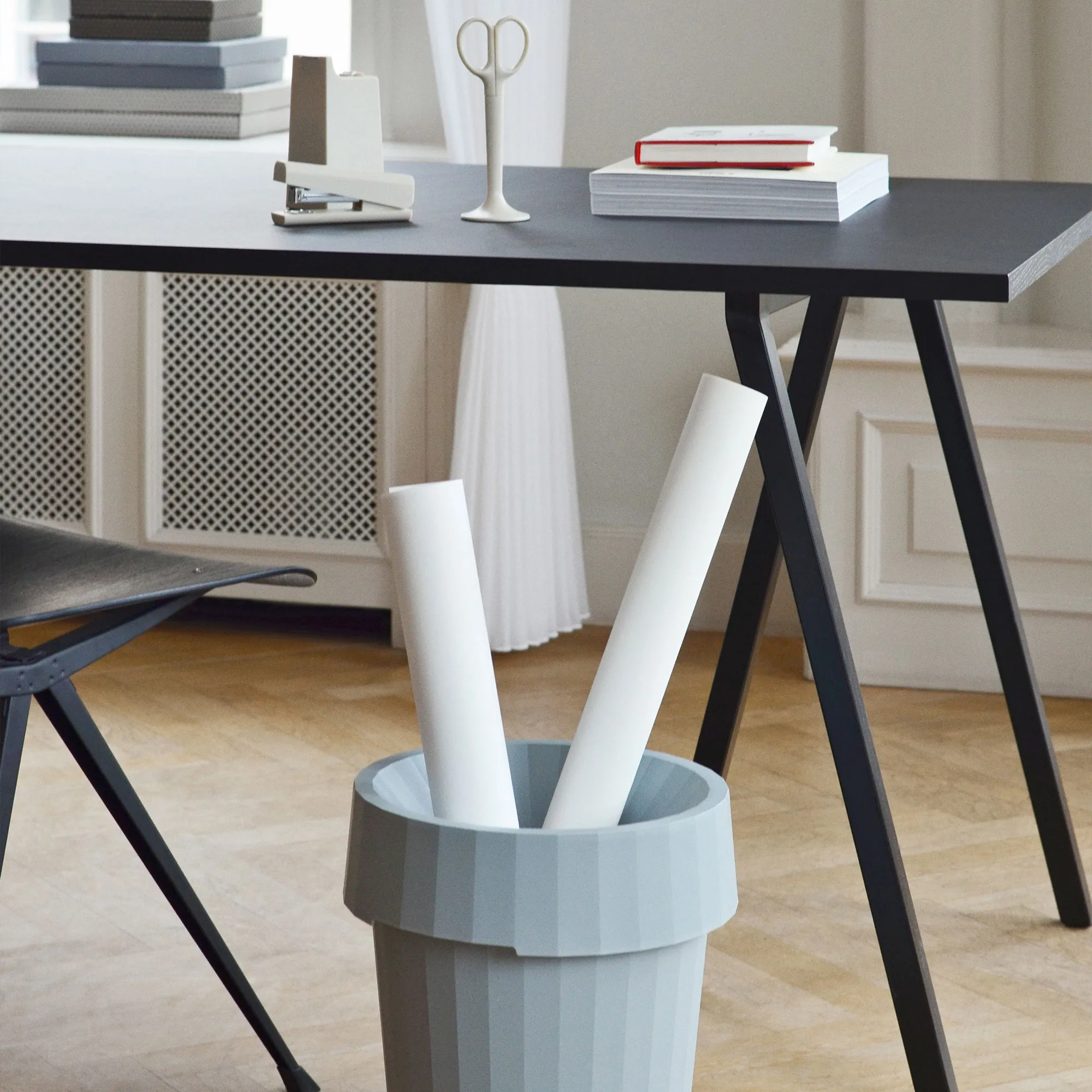 Loop Stand bord med förstärkningsskiva 180 cm
