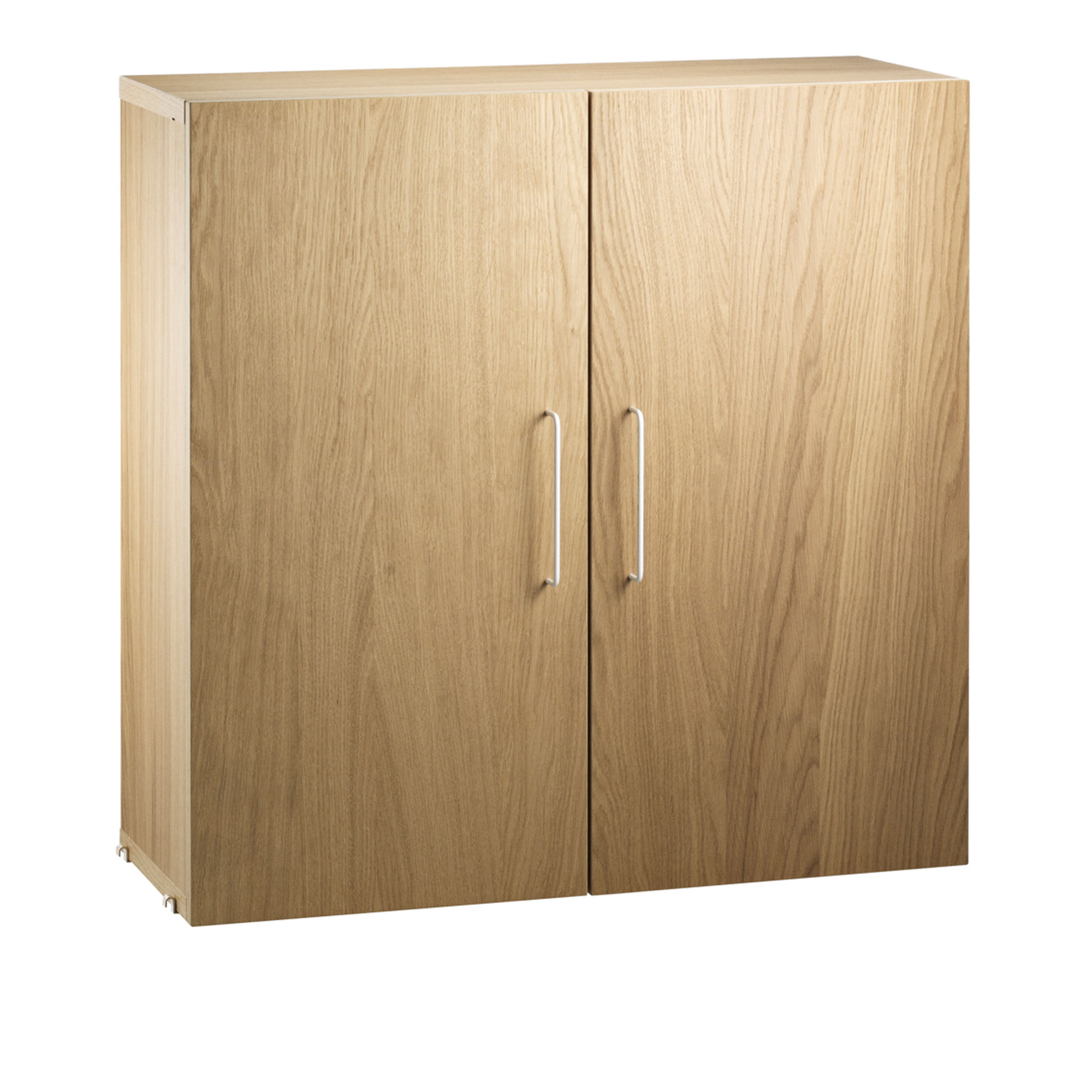 String - String Pärmskåp - Ek - Hyllsystem - Nils Strinning - Träfärgad - Trä