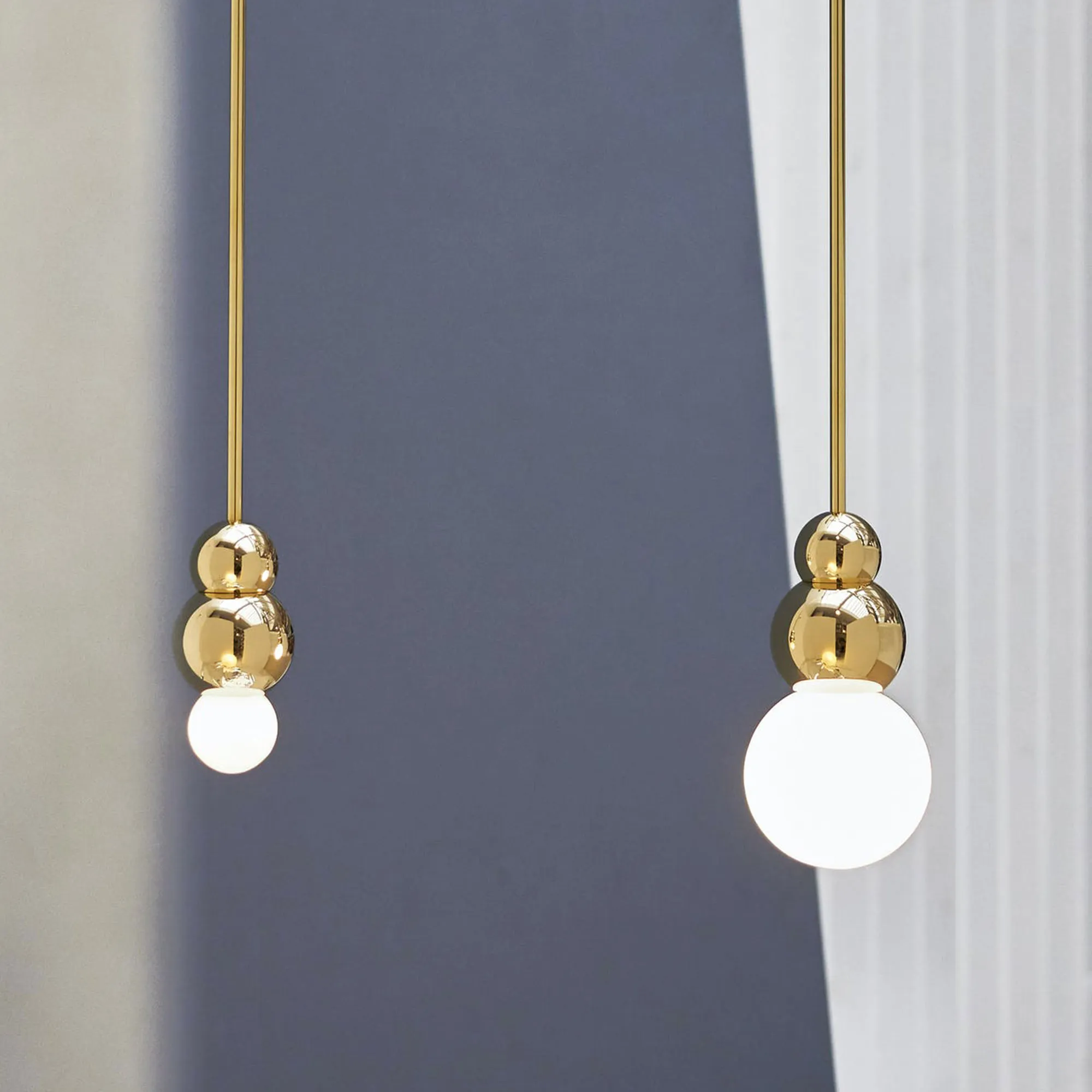 Ball Light Pendant Large Rod Polished Brass
