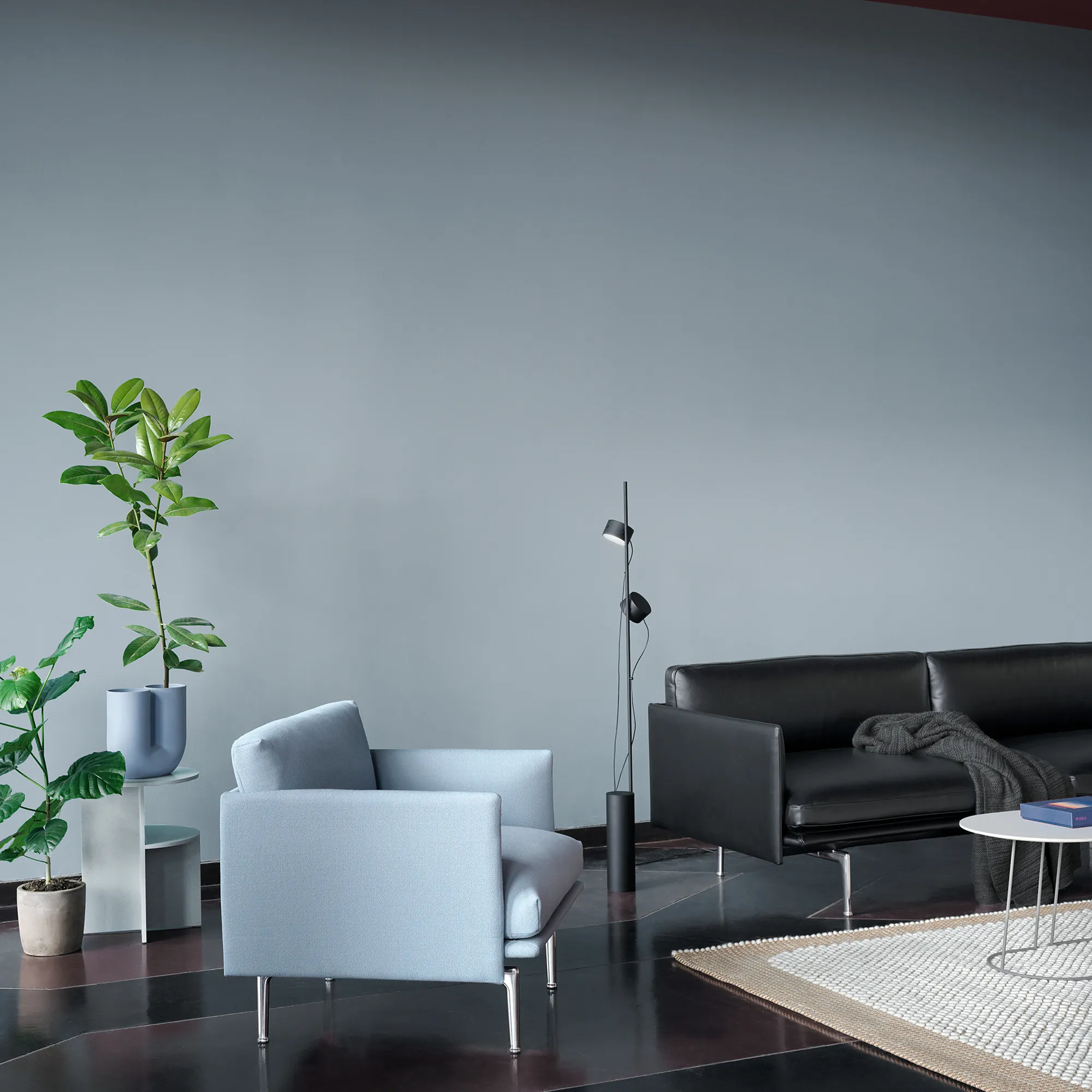 Outline Chair / Polished Aluminium Base