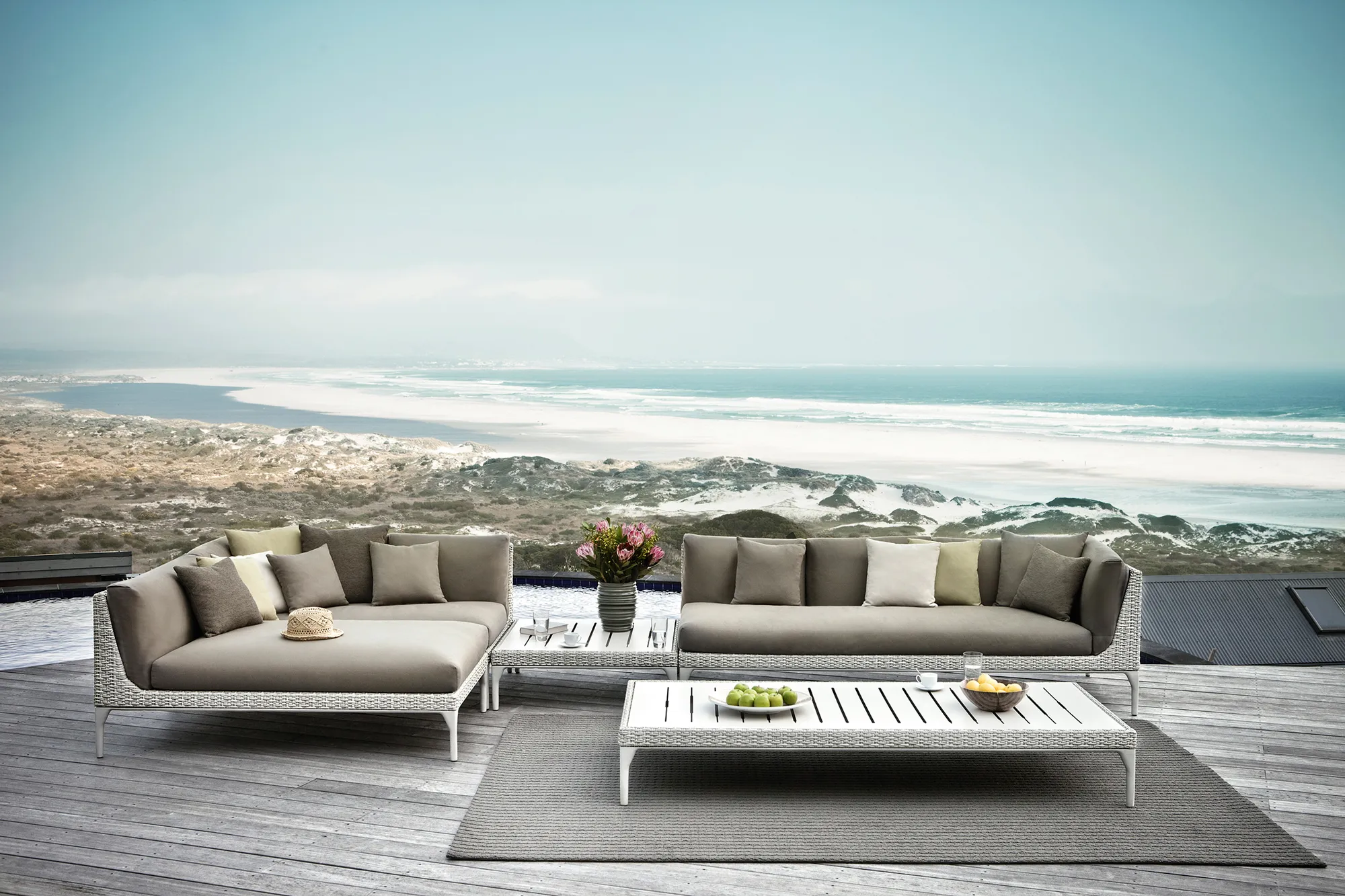 MU Daybed Left