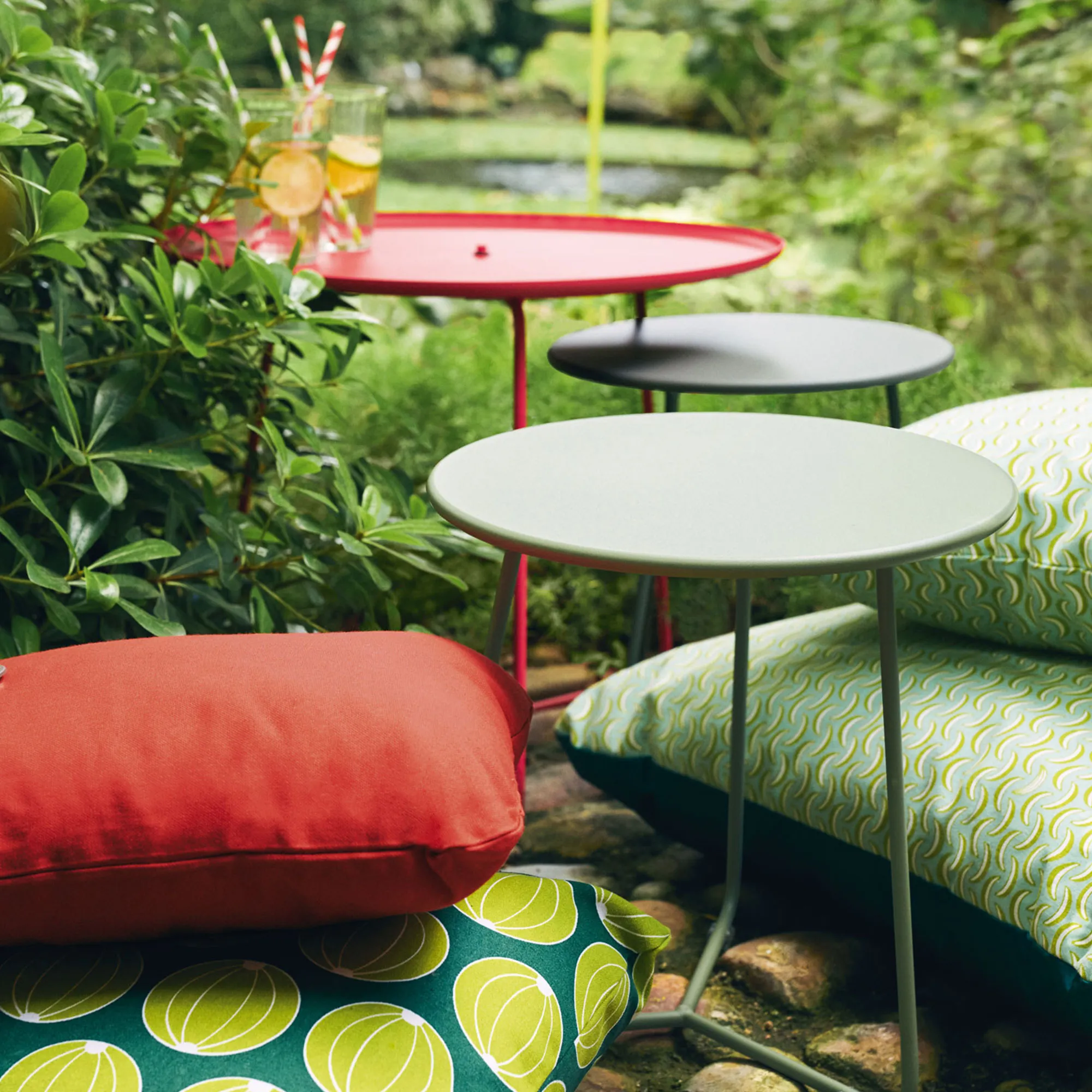 Cocotte Occasional Table
