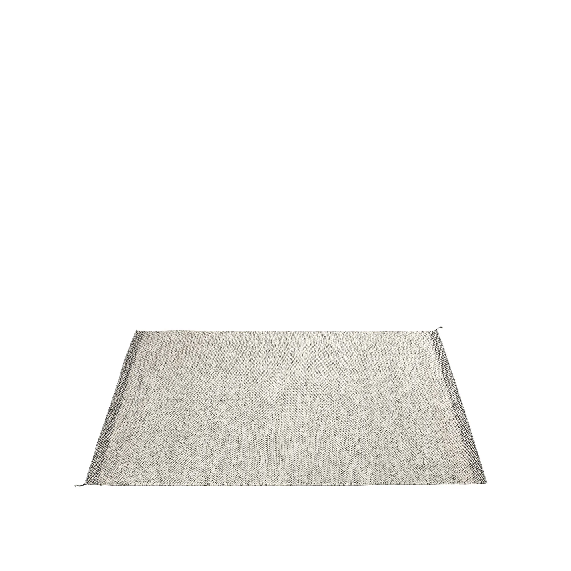 Ply rug off white