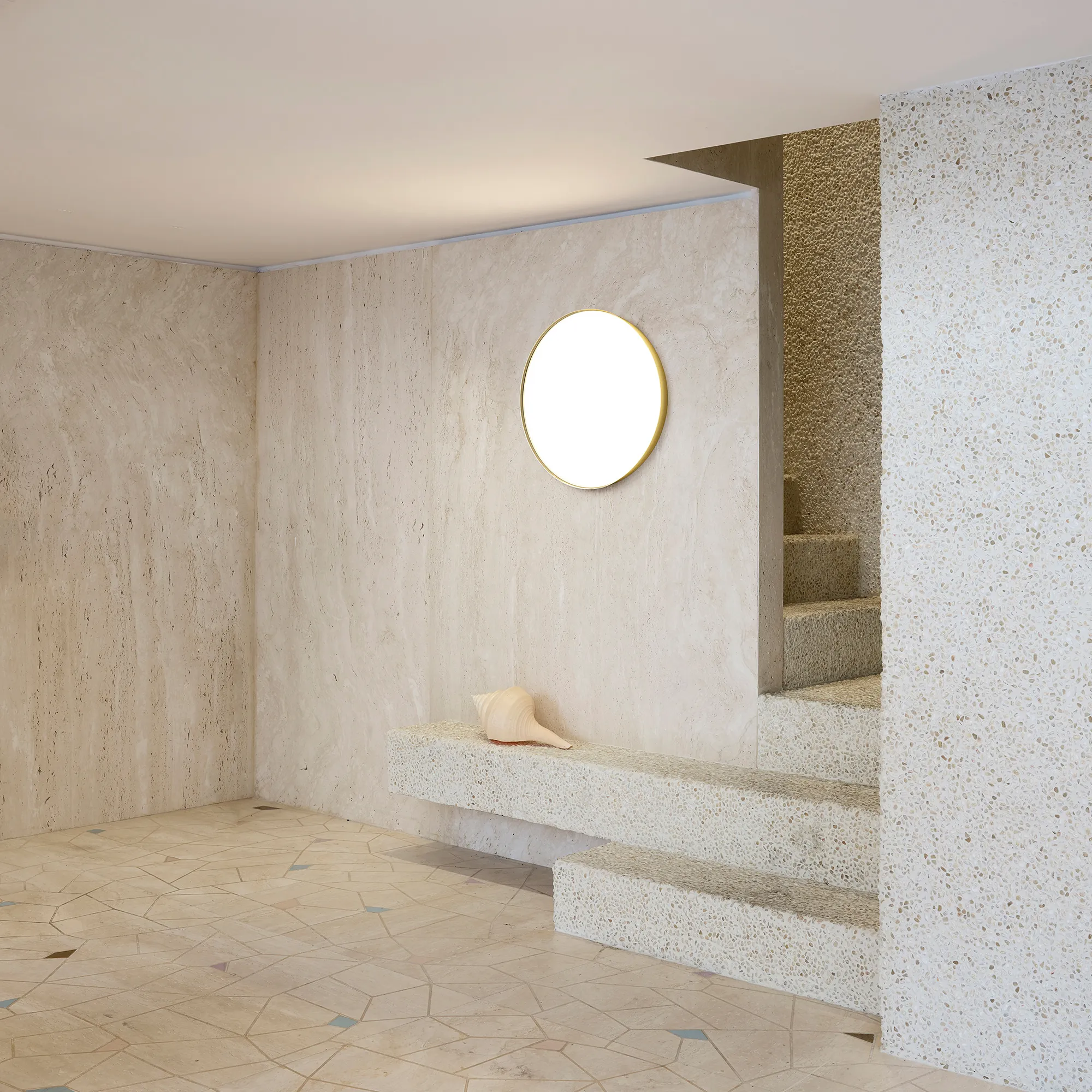 Compendium Plate Wall / Ceiling D81P