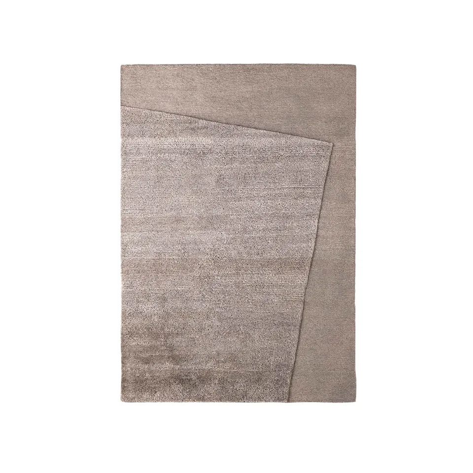 Oblique Rug Obsidian Pattern B
