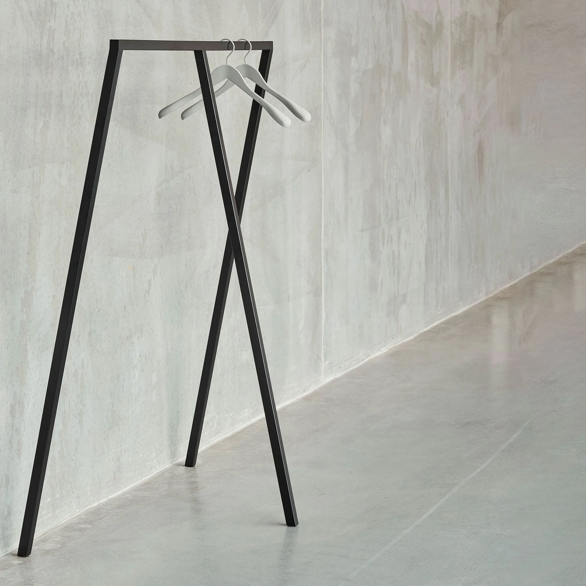 Loop Stand Wardrobe kleshenger
